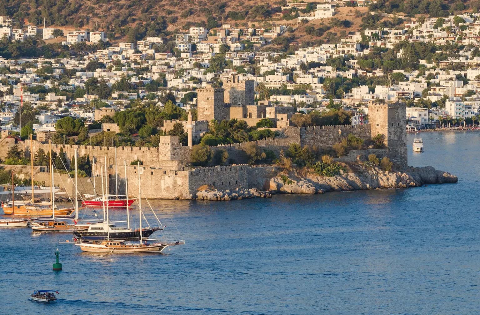 Bodrum: hvidkalkede huse og et af oldtidens syv vidundere